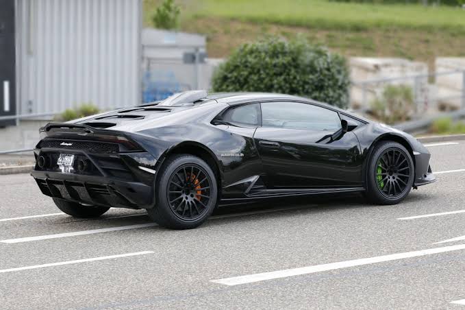 Lamborghini Huracan Sterrato