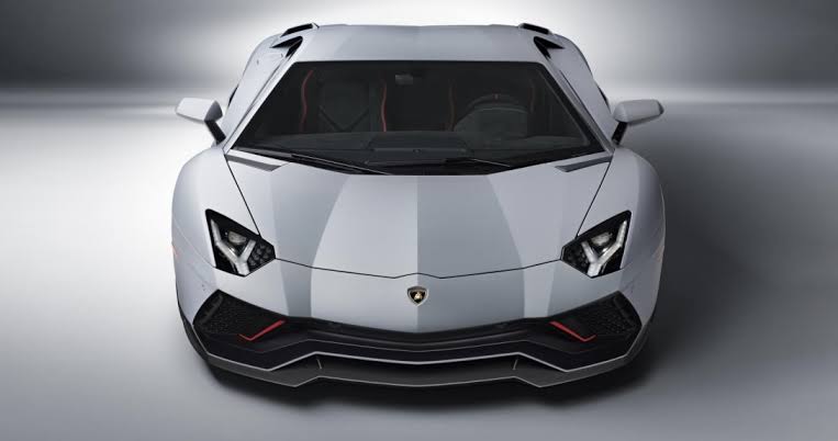 Lamborghini Aventador