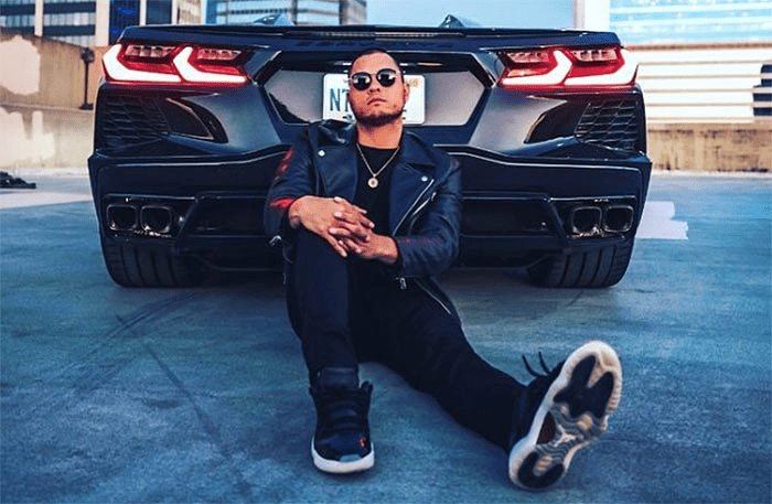 R&B: Um cantor fez uma música para o Corvette C8