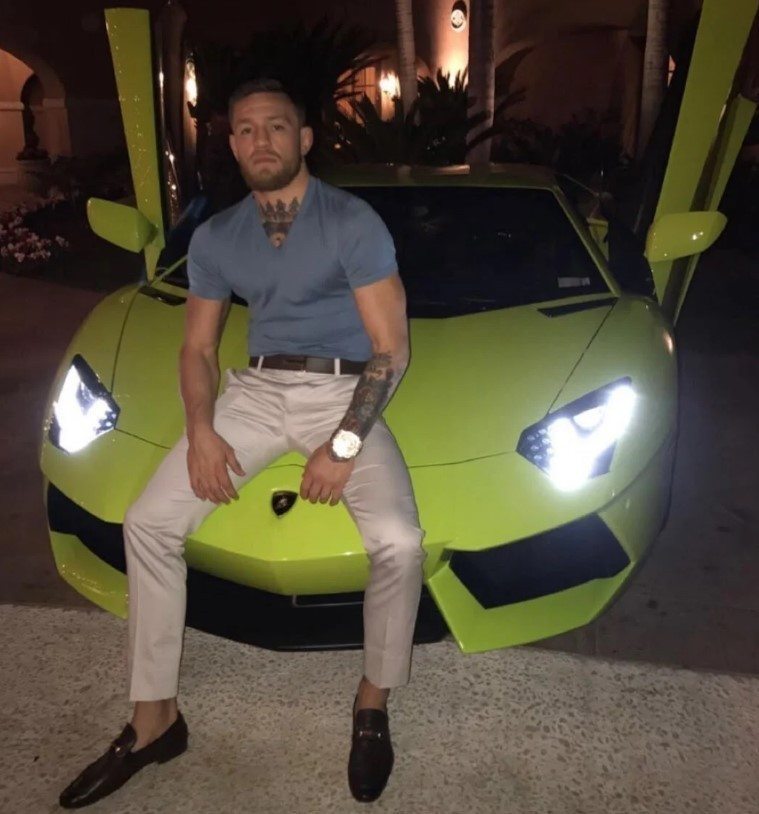 Conor McGregor e seus supercarros em Las Vegas