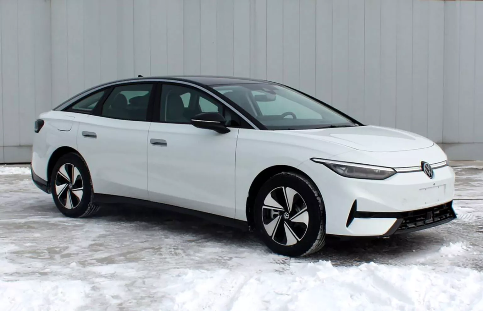 Volkswagen ID.7 2024 estreia como um Passat elétrico