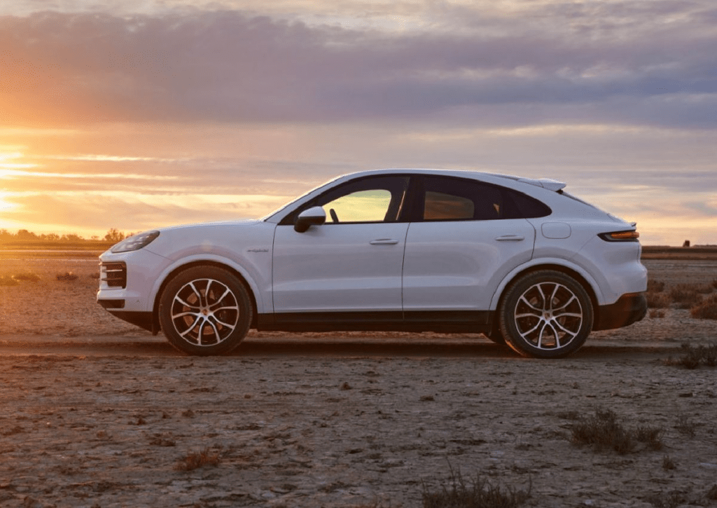 O Porsche Cayenne 2024: Modelo bem mais completo