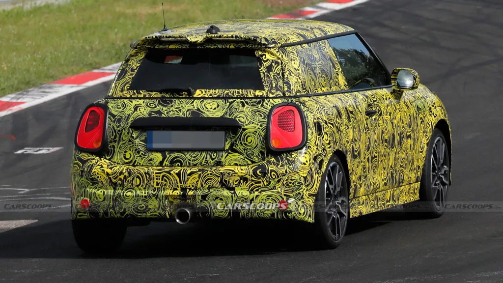 Mini Cooper S 2024 recebe um Shakedown em Nurburgring