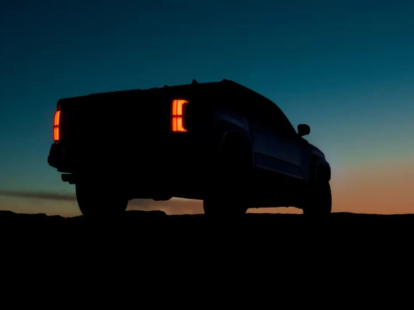 A Toyota tem em mente uma mini Hilux que poderia chegar no Brasil