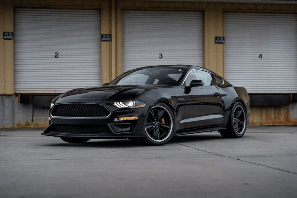 McQueen e Steeda anunciam colaboração em Mustang 2024